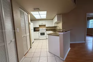 1600 S Crestwood Ct S, Royal Palm Beach, FL 33411 - Photo 5