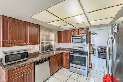 4541 NW 23rd St, Lauderhill, FL 33313 - Photo 11