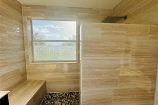 9083 Dupont Pl, Wellington, FL 33414 - Photo 11