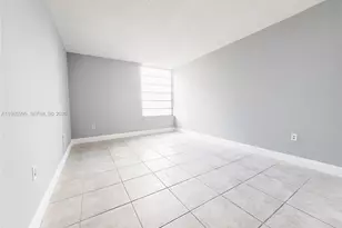 816 NW 87th Ave, Miami, FL 33172 - Photo 13