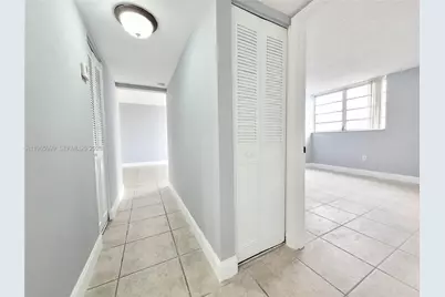 816 NW 87th Ave #305, Miami, FL 33172 - Photo 9