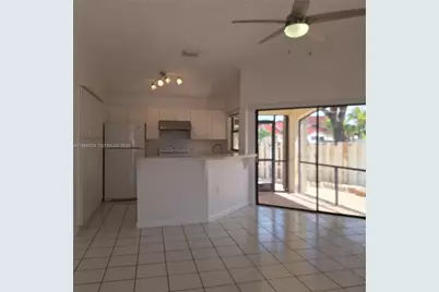 3214 San Remo Cir, Homestead, FL 33035 - Photo 5