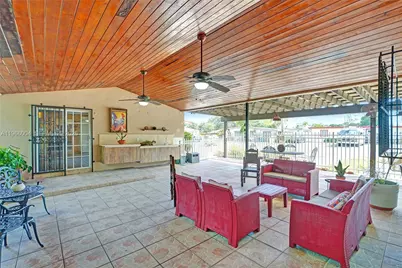 6501 SW 30th St, Miami, FL 33155 - Photo 1