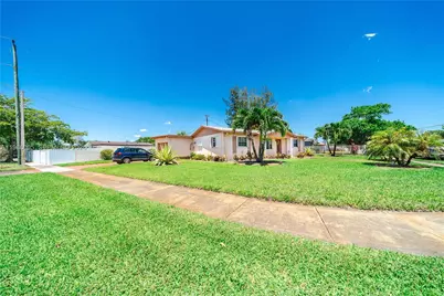 3125 NW 205th St, Miami Gardens, FL 33056 - Photo 5