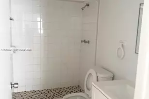 1990 NW 183rd St, Miami Gardens, FL 33056 - Photo 9