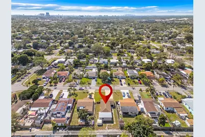 1763 NE 180th St, North Miami Beach, FL 33162 - Photo 37