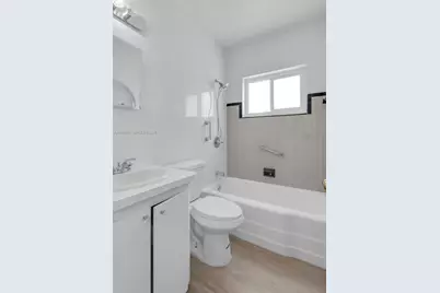 1763 NE 180th St, North Miami Beach, FL 33162 - Photo 19