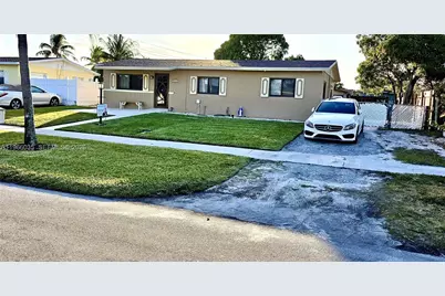 1481 SW 7th Ter, Deerfield Beach, FL 33441 - Photo 9