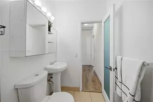 570 NE 69th St, Miami, FL 33138 - Photo 17