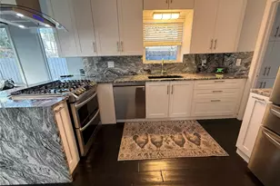 561 SE 3rd Terrace, Pompano Beach, FL 33060 - Photo 13