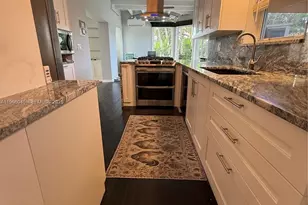 561 SE 3rd Terrace, Pompano Beach, FL 33060 - Photo 17