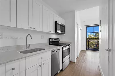 4100 SW 64th Ave #211, Davie, FL 33314 - Photo 7