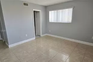 2630 W 76th St, Hialeah, FL 33016 - Photo 9
