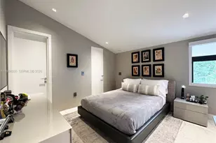 2000 S Bayshore Dr, Miami, FL 33133 - Photo 51