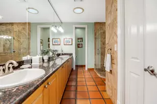 423 NE 23rd St, Wilton Manors, FL 33305 - Photo 13