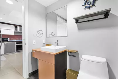 2155 Washington Ct #403, Miami Beach, FL 33139 - Photo 17