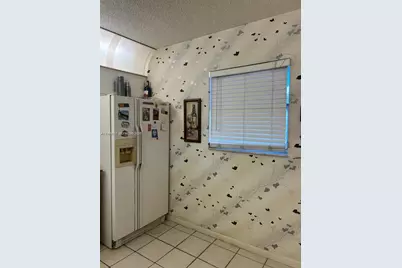 2840 Somerset Dr #400M, Lauderdale Lakes, FL 33311 - Photo 11