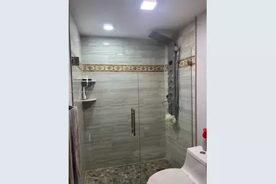 2840 Somerset Dr #400M, Lauderdale Lakes, FL 33311 - Photo 17