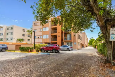 325 NW 72nd Ave #308, Miami, FL 33126 - Photo 31