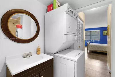 325 NW 72nd Ave #308, Miami, FL 33126 - Photo 9