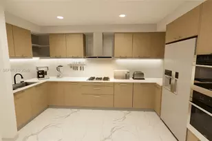 6039 Collins Ave, Miami Beach, FL 33140 - Photo 51