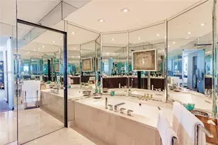 300 South Pointe Dr, Miami Beach, FL 33139 - Photo 27