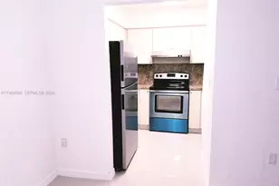 5748 W 26th Ave, Hialeah, FL 33016 - Photo 3