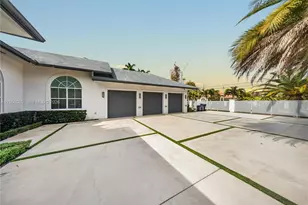 10340 SW 62nd St, Miami, FL 33173 - Photo 49