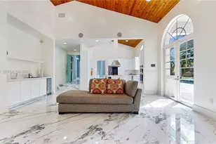 10340 SW 62nd St, Miami, FL 33173 - Photo 11