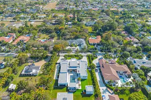 10340 SW 62nd St, Miami, FL 33173 - Photo 49