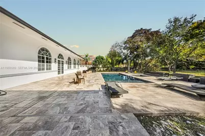 10340 SW 62nd St, Miami, FL 33173 - Photo 33