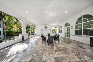 10340 SW 62nd St, Miami, FL 33173 - Photo 9