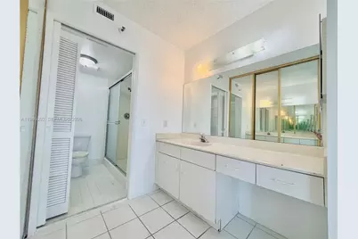 2334 S Cypress Bend Dr #505, Pompano Beach, FL 33069 - Photo 21