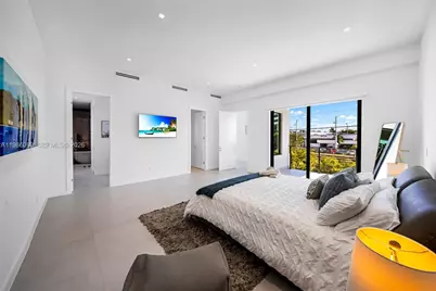 300 NE 48th St, Miami, FL 33137 - Photo 55