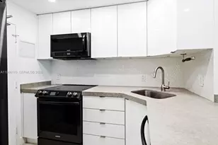 1000 West Ave, Miami Beach, FL 33139 - Photo 21