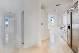 848 Brickell Key Dr, Miami, FL 33131 - Photo 5