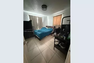 2650 W 8th Ave, Hialeah, FL 33010 - Photo 19