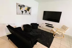 711 SW 11th St, Florida City, FL 33034 - Photo 5