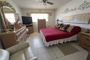 6190 W 19th Ave, Hialeah, FL 33012 - Photo 13