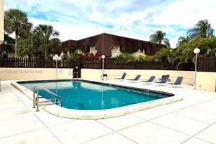 13710 SW 90th Ave, Miami, FL 33176 - Photo 11