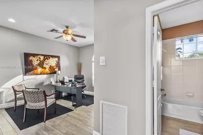 2488 Eagle Run Dr, Weston, FL 33327 - Photo 37