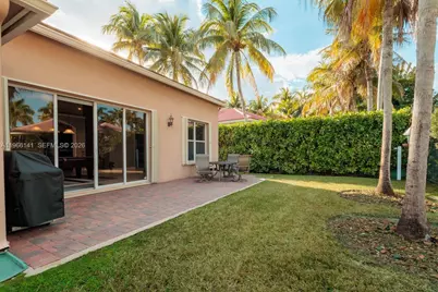 2488 Eagle Run Dr, Weston, FL 33327 - Photo 51