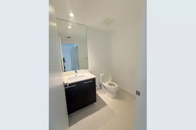 55 SW 9th St #1809, Miami, FL 33130 - Photo 11