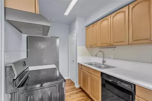 392 Payne Dr, Miami Springs, FL 33166 - Photo 21