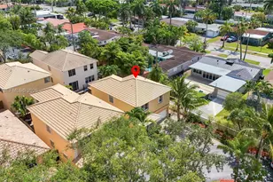 1282 Grant Ct, Hollywood, FL 33019 - Photo 47