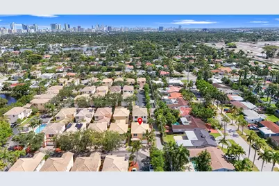 1282 Grant Ct, Hollywood, FL 33019 - Photo 49