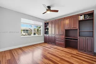 1282 Grant Ct, Hollywood, FL 33019 - Photo 29