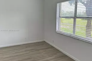 6301 N Fall Circle Dr, Lauderhill, FL 33319 - Photo 23