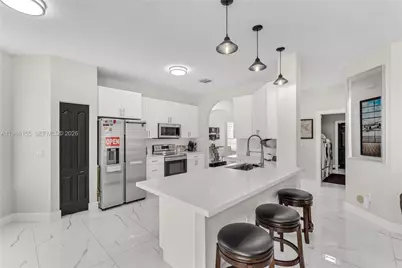 1147 NE 37th Place, Homestead, FL 33033 - Photo 11