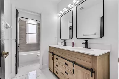 1147 NE 37th Place, Homestead, FL 33033 - Photo 27